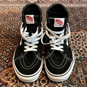 Like new Vans Sk8-Hi canvas shoes!
